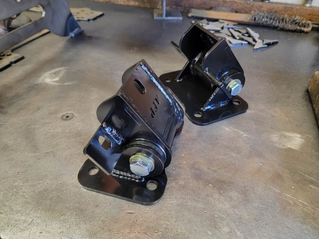 thumbnail image 2 of Atomic Fabrication Polyurethane Engine Motor Mounts For GMT800 Truck/SUV (1999-2006) – LS 4.8/5.3/6.0, Pair 2 of 5